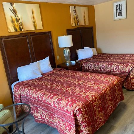 Deluxe Inn ฮาร์ดีวิลล์ ภายนอก รูปภาพ
